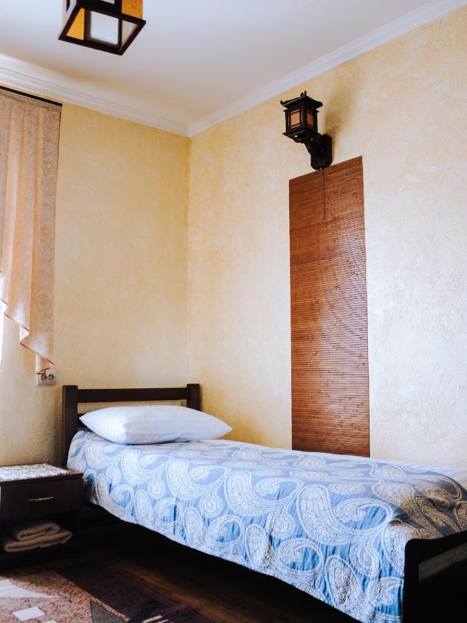 Filvarok Hotel Броды Экстерьер фото